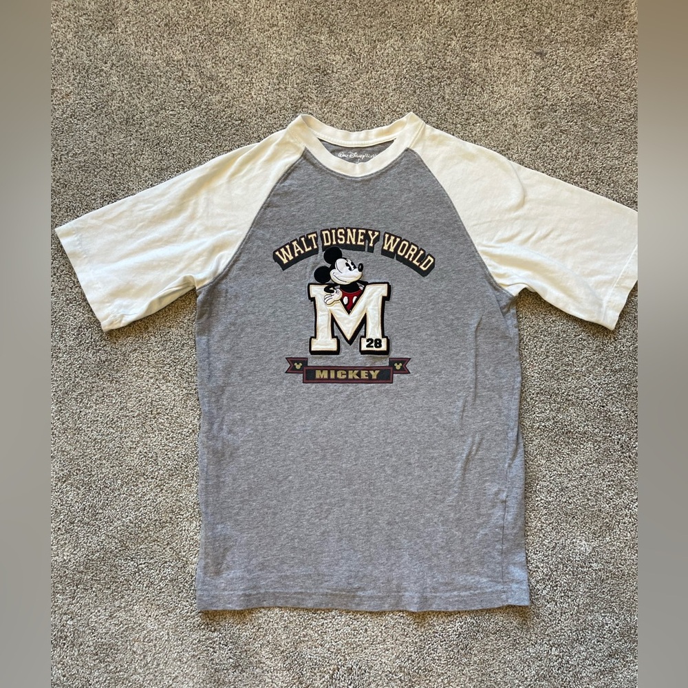 Vintage Inspired Walt Disney World Mickey Mouse Tee- Size Small